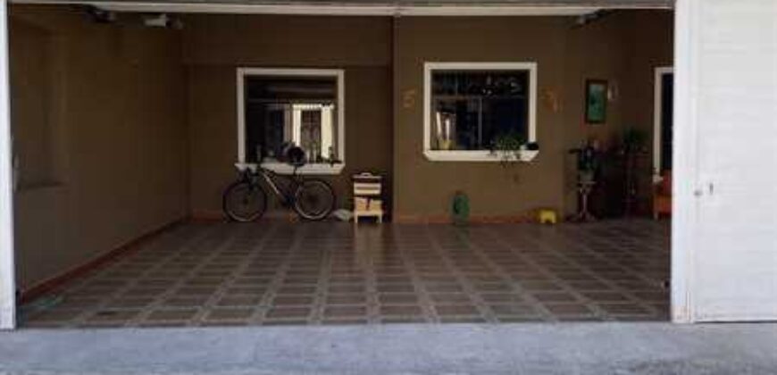 Se vende casa en Taras, Cartago
